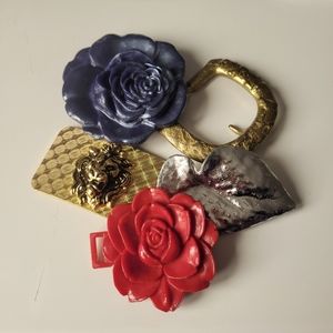 Lot of 5 belt buckles